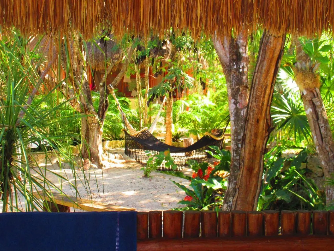 山林小屋 Pueblito Selva Chemuyil别墅